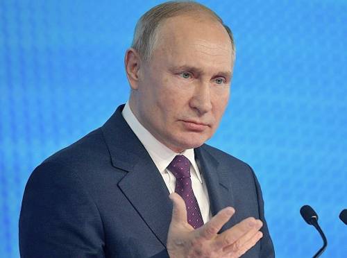 Путин объявил об отступлении эпидемии коронавируса в России