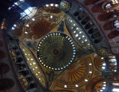 Церемония открытия мечети Айя-София началась в Стамбуле. Это первый намаз за 86 лет