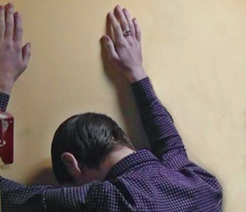 Восьмиклассник зарезал учительницу в российском поселке