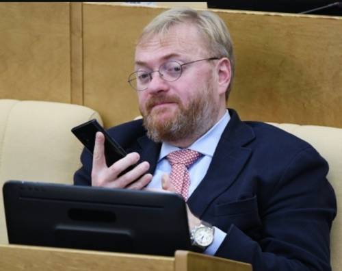 Виталий Милонов рассказал, кто распускает слухи об опасности 5G