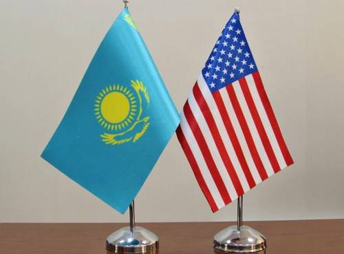 США собрались развивать «американские уголки» в Казахстане