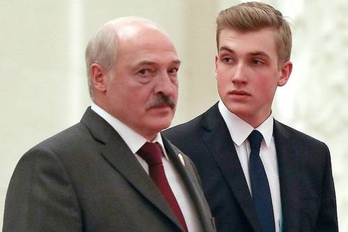 Сын Лукашенко продолжит учебу в Москве под вымышленной фамилией