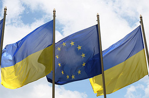 Объем денежных переводов в Украину резко сократился: Нацбанк показал статистику за июль