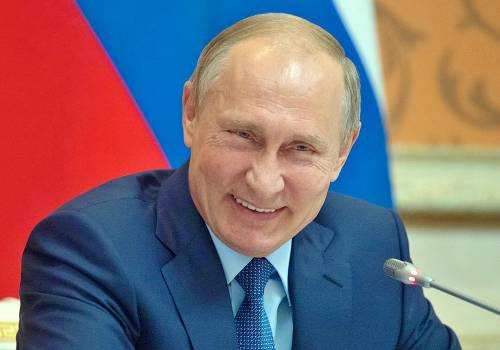 В Кремле рассказали, как Путин поздравляет зарубежных коллег