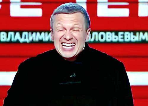 Соловьев обвинил Шнурова в слабости после вопроса Путину