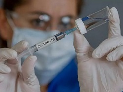 Названы сроки начала вакцинации от коронавируса в российских регионах