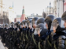 Тысячи силовиков, остановка метро: беспрецедентные меры в Москве в день послания