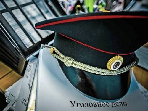Псковских полицейских подозревают в краже 11 служебных автомобилей