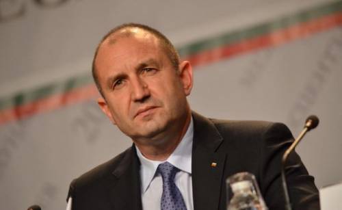 Президент Болгарии ответил на требование Киева назвать Крым украинским