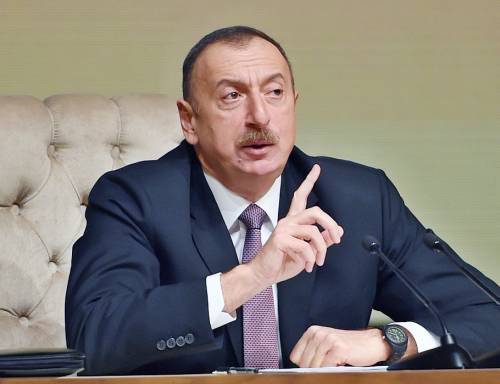 Алиев обвинил армян в стрельбе по азербайджанцам из-за спин российских военных