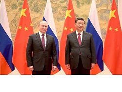 Путин и Си Цзиньпин подписали заявление о вступающих в новую эру международных отношения