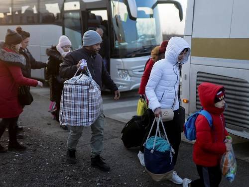 SRF: многие швейцарские семьи начинают "уставать" от украинских беженцев
